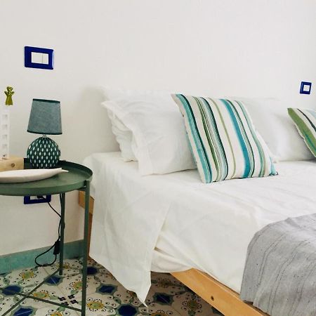 L'Alice B&B Салерно Екстериор снимка