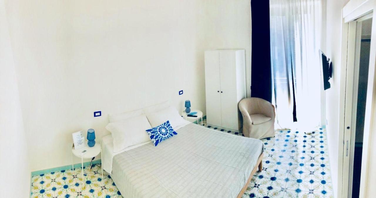 L'Alice B&B Салерно Екстериор снимка
