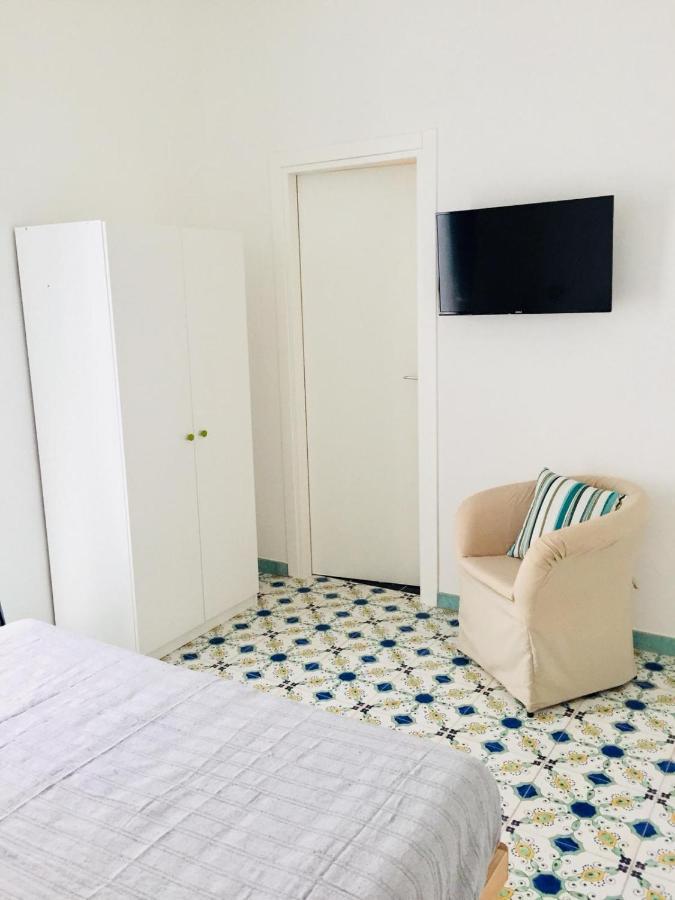 L'Alice B&B Салерно Екстериор снимка